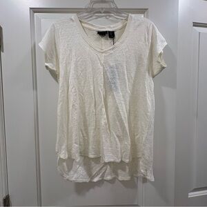 Tahari Linen V Neck T- Shirt